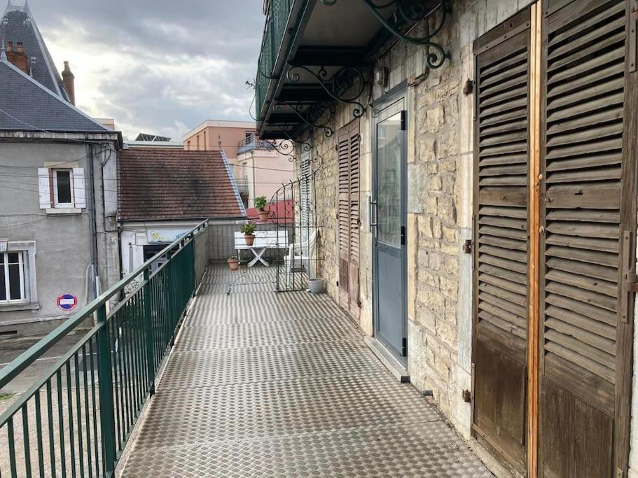 Le Voyageur Apartment Безансон Екстериор снимка