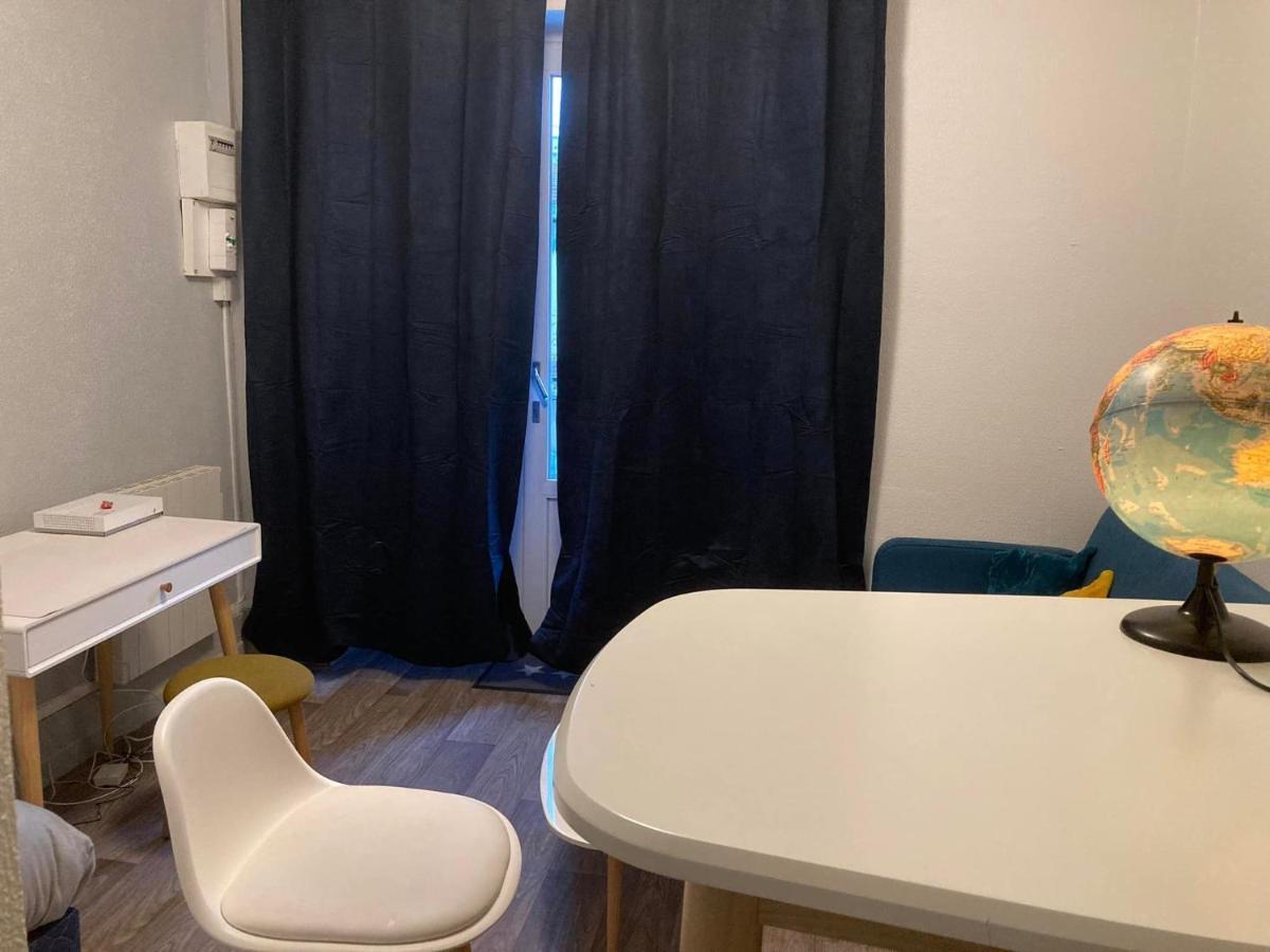 Le Voyageur Apartment Безансон Екстериор снимка