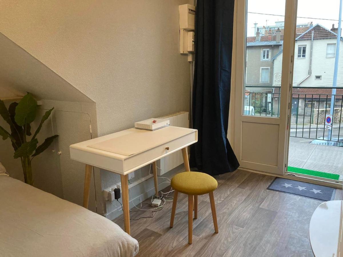 Le Voyageur Apartment Безансон Екстериор снимка